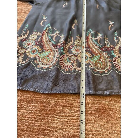 Sundance  Women’s 100 % CUPRO VELVET Boho embroidered Bell Sleeve Tunic XS - Picture 4 of 8
